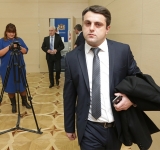 კახეთის ყოფილი გუბერნატორის მამამ ერთ თვეში 14 მიწის ნაკვეთი იყიდა, 134 ჰექტარი კი იჯარით გაიფორმა