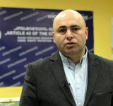 ბესიკ შუბითიძის დაჭრის საქმეზე ბრალდებული უჩა ილაშვილი პოლიციაში სასტიკად ცემეს - ადვოკატი